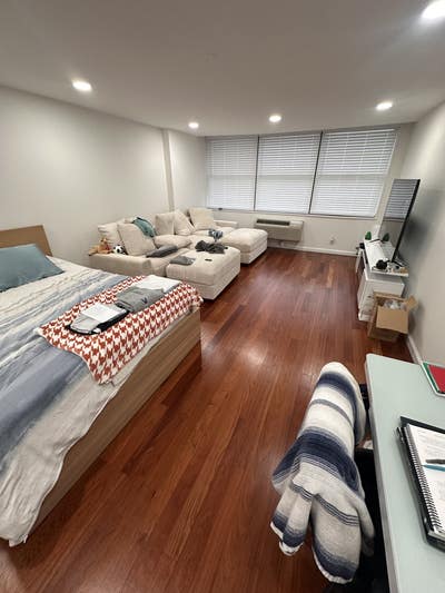 Furnished Room at Galaxy Towers - 20min to NYC Main Photo