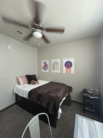 Single bed and bath in a 4 bedroom apartment  Main Photo
