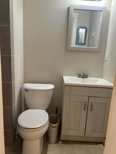 Quite private room own private entrance  Main Photo