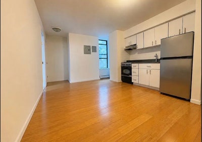 Rooms available Nov 1 move in  Main Photo