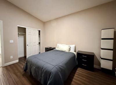 Furnished Room(s) For Rent  Main Photo