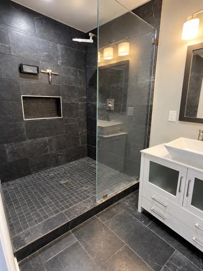 Room with private bathroom for rent in Anaheim Main Photo