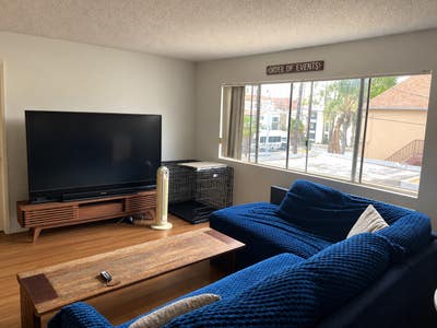 Private Bed/Bath in Koreatown, close to everything Main Photo