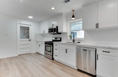 A beautiful clean home  Main Photo
