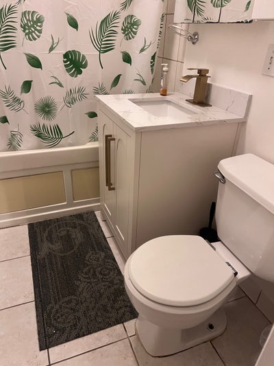 Nice, clean and large room Main Photo