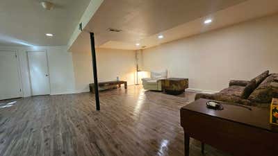 Large Basement Room with Full Bath/shower Main Photo