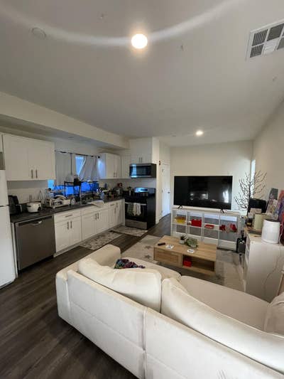 Private room in shared unit - Expo Park/USC Main Photo