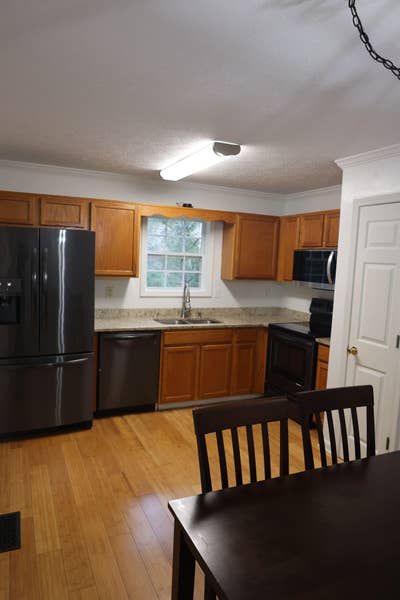  Furnished Rooms in Dallas, GA Home | 🛁 Private B Main Photo