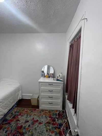 Furnished Room Available with Clean Roomies! Main Photo